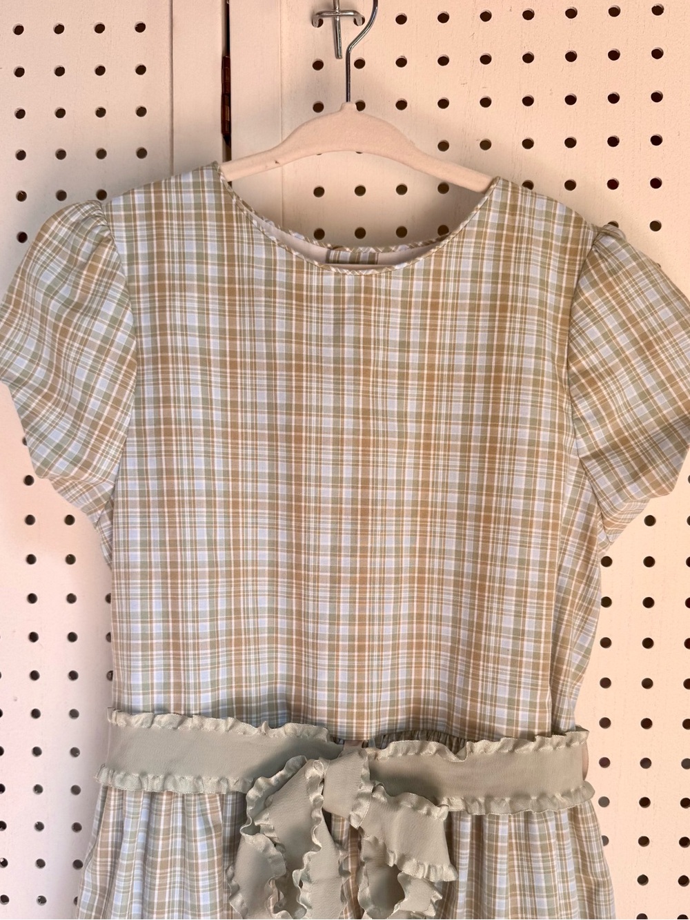 Bailey Boys Size 8 Girls Plaid Dress Sage Green Gold Vintage Prep Ruffled Sash - Picture 2 of 11